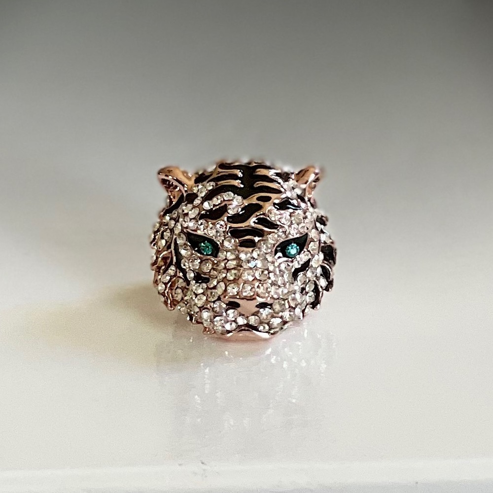 Rose Gold Crystal Tiger Head Ring